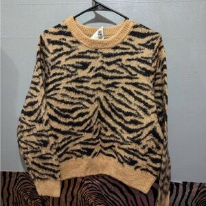 H&M Leopard Print Crew Neck Sweater - Size M